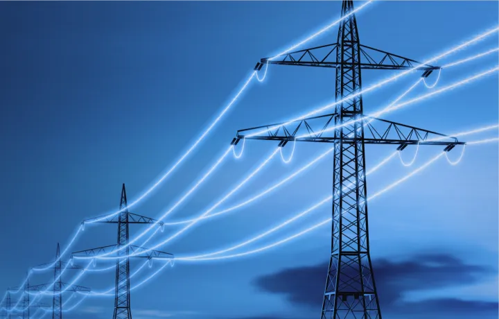 Torres e fios de energia.